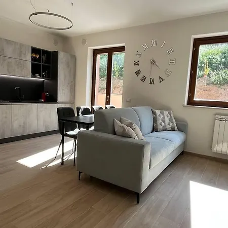 Sotto Le Mura, Loggia Apartment