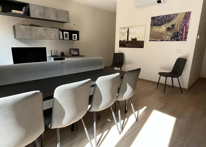 Sotto Le Mura, Loggia 锡耶纳